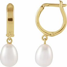 Load image into Gallery viewer, 14K Yellow Gold Cultured White Freshwater Pearl Hoop Earrings
