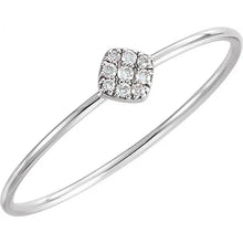 Load image into Gallery viewer, 14K White Gold 1/8cttw Natural Diamond Petite Cluster Ring Size 7
