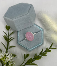 Load image into Gallery viewer, Sterling Silver Rose Quartz Ring, Size 7
