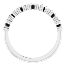 Load image into Gallery viewer, 14K White Gold 1/2cttw Natural Diamond Anniversary Band - Size 7
